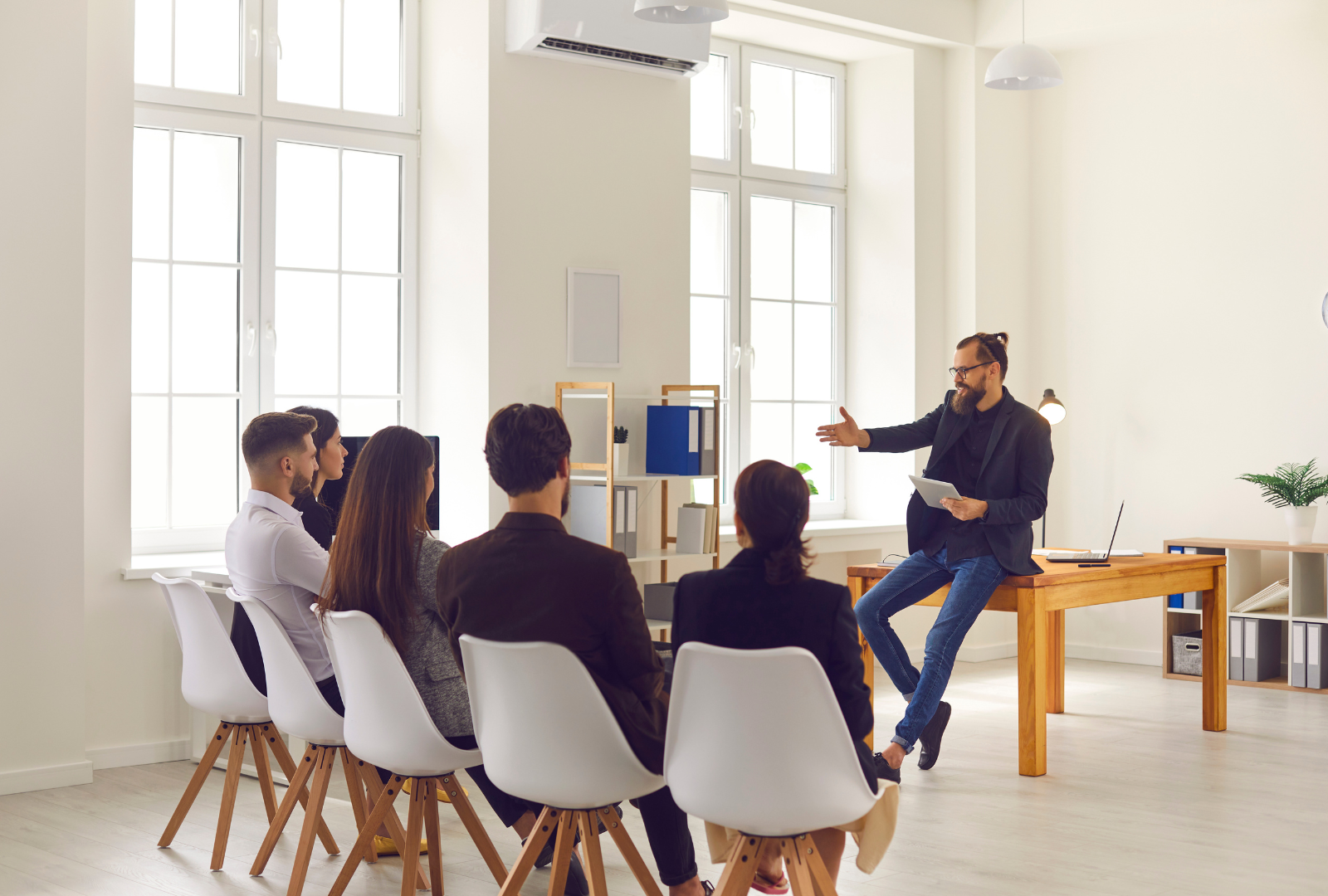 Transformational Leadership: Driving Change in Modern Organizations