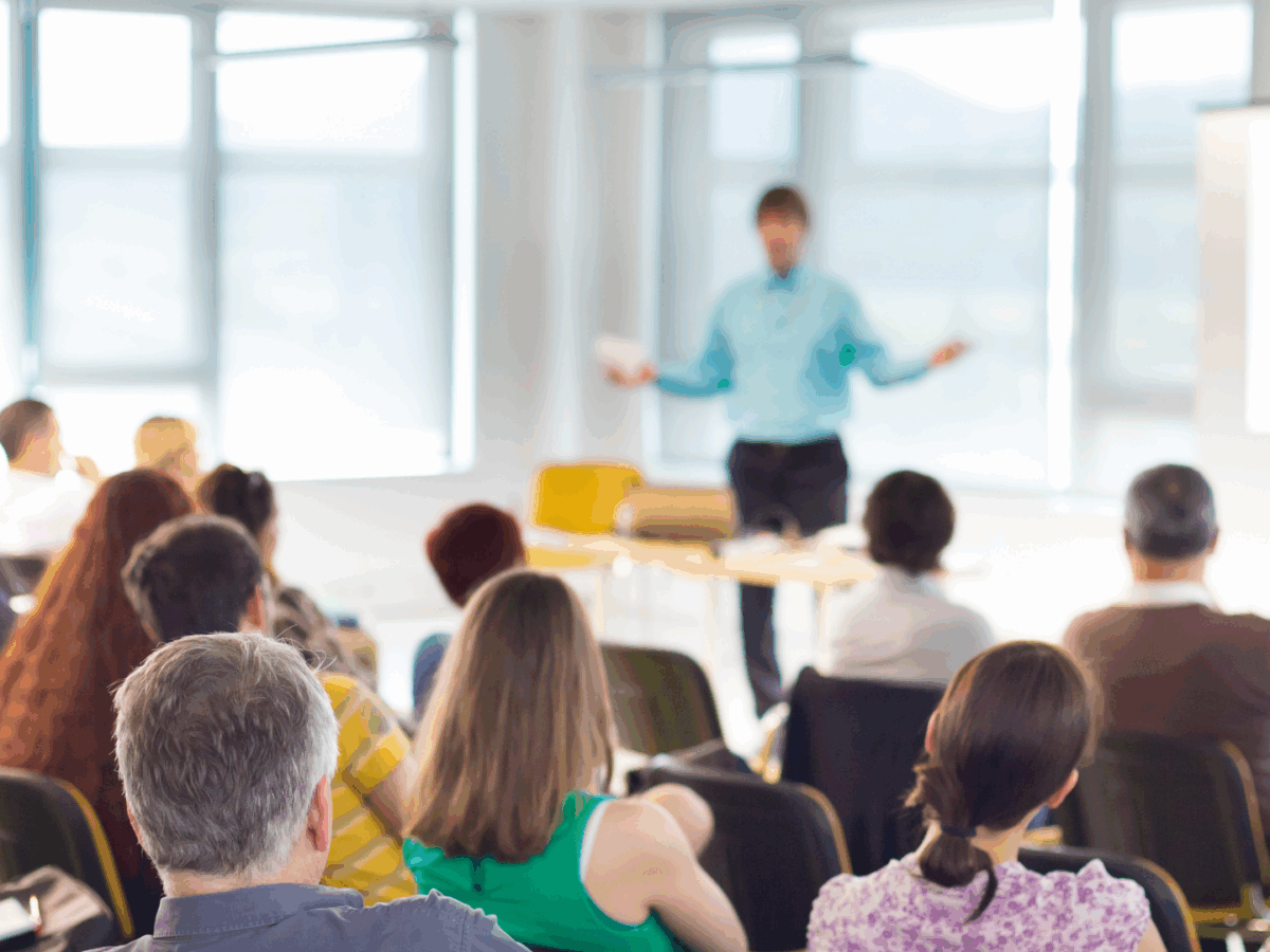 Smart Edge Advantage: Business Education Aligned with India’s Top Entrance Exams